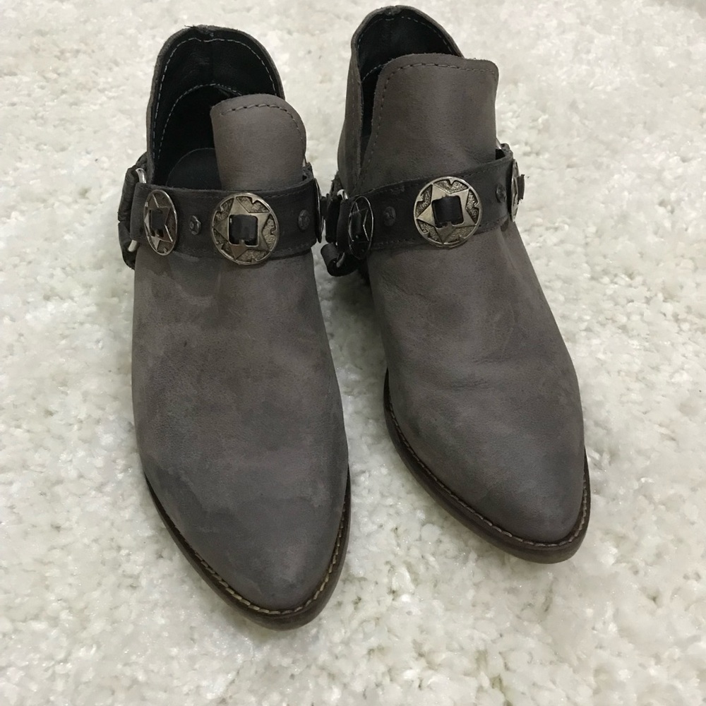 Steve Madden booties
